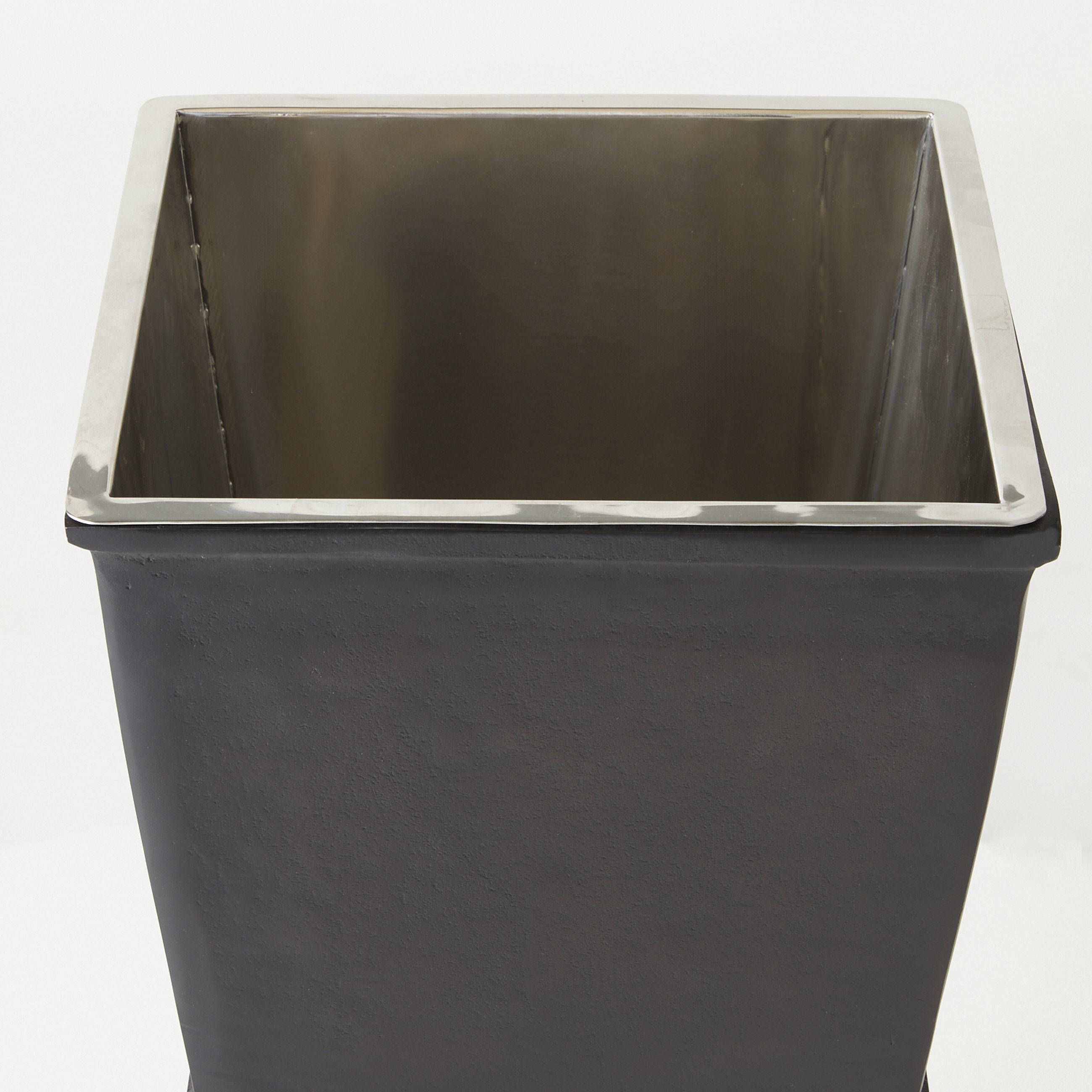 Chaparral Bronze Outdoor Planter