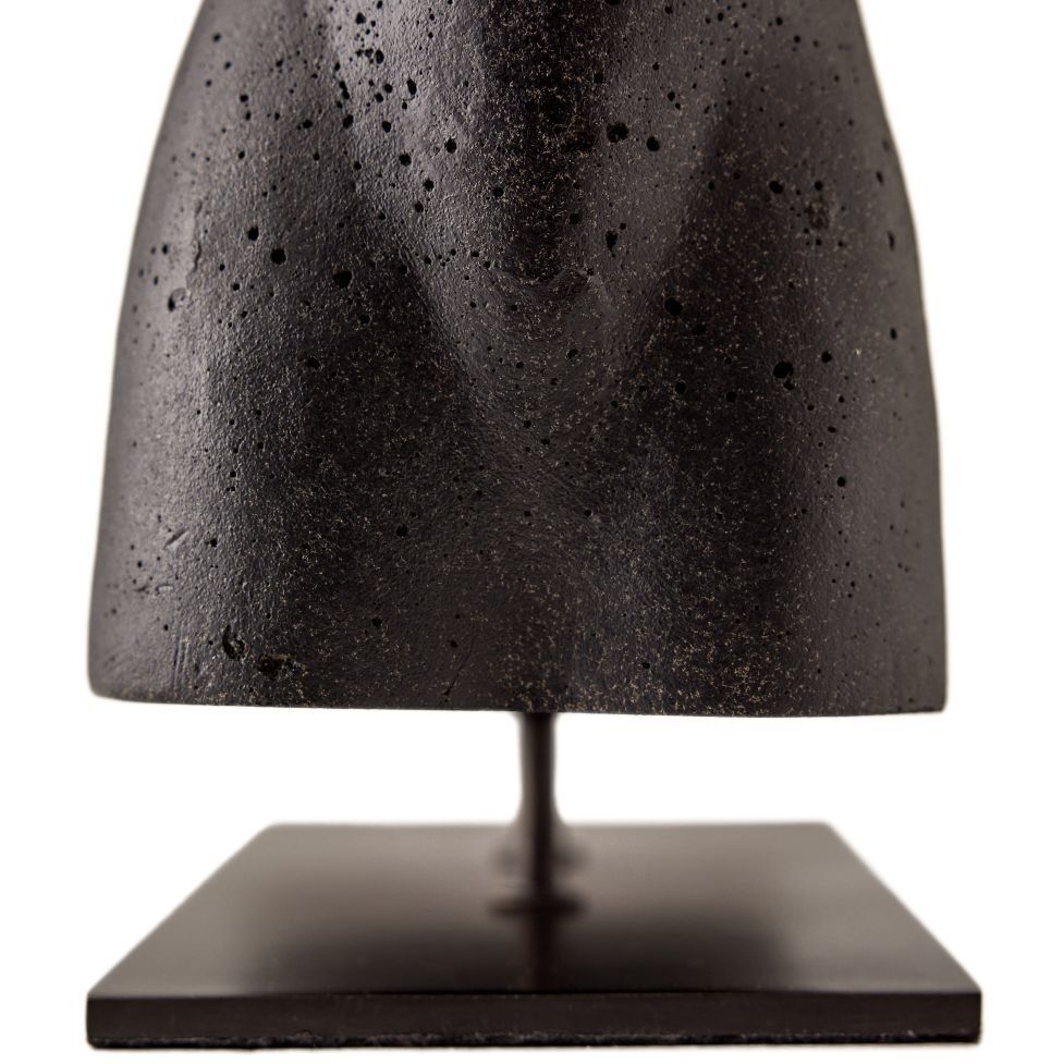 Vanderlinde Charcoal Sculpture