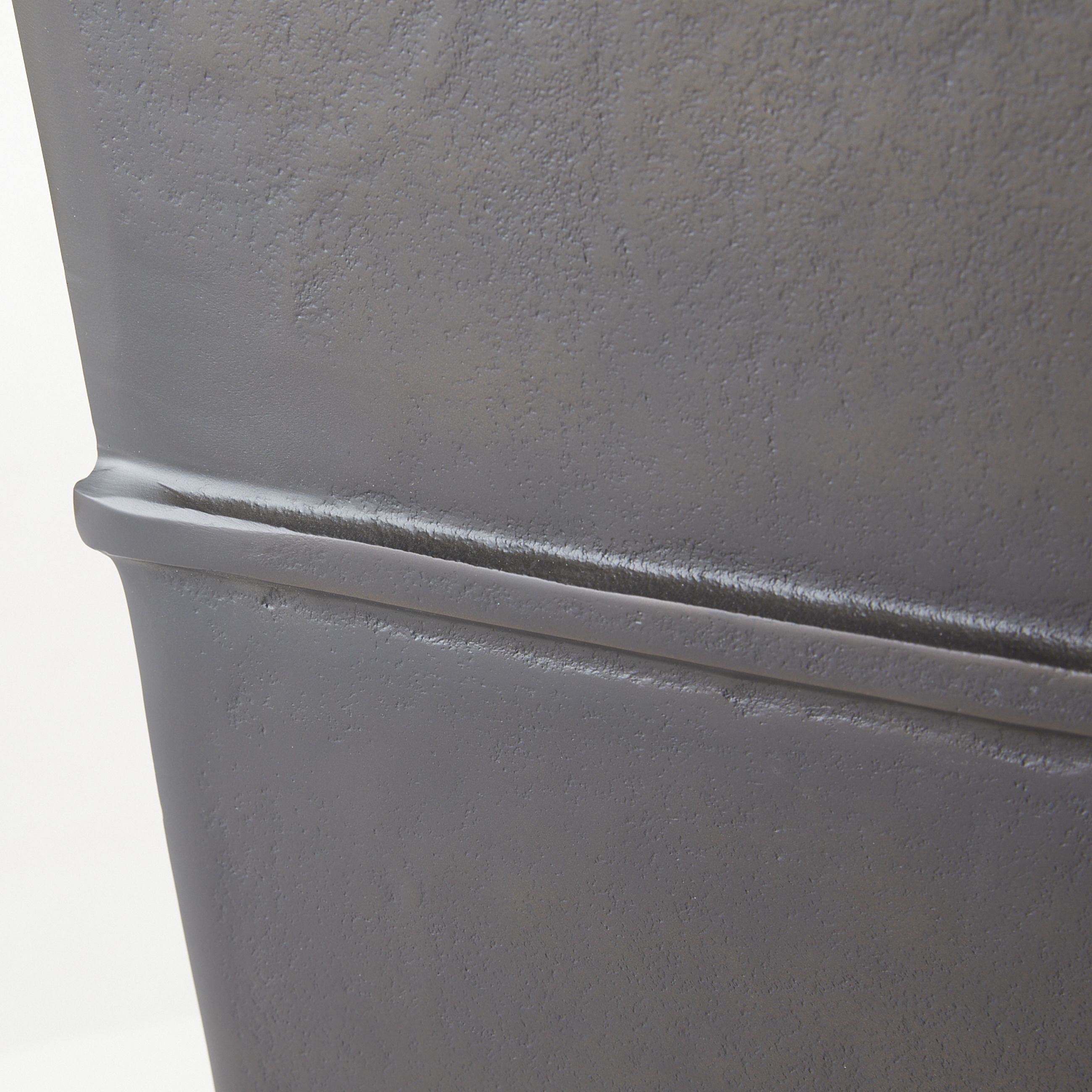 Chaparral Bronze Outdoor Planter