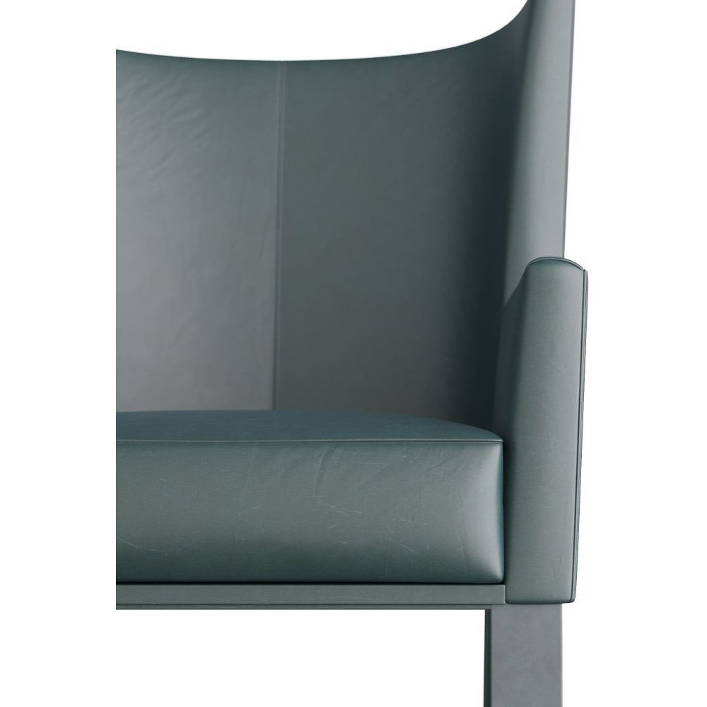 Bleu 38.5 inch Storm Chair