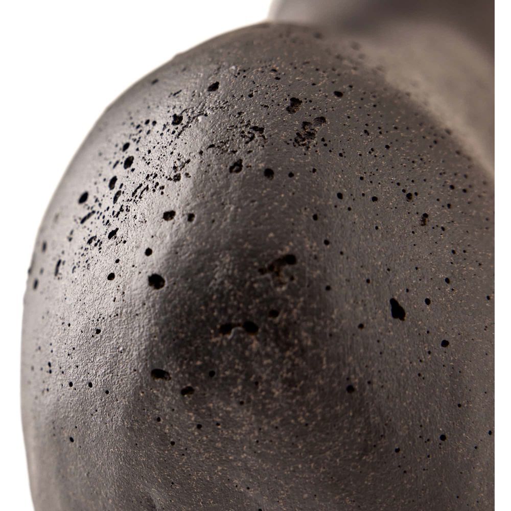 Vanderlinde Charcoal Sculpture