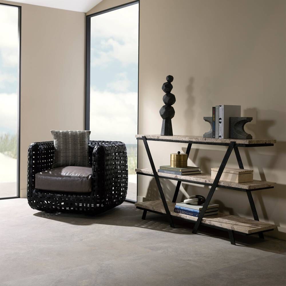 Tupelo Capri Etagere