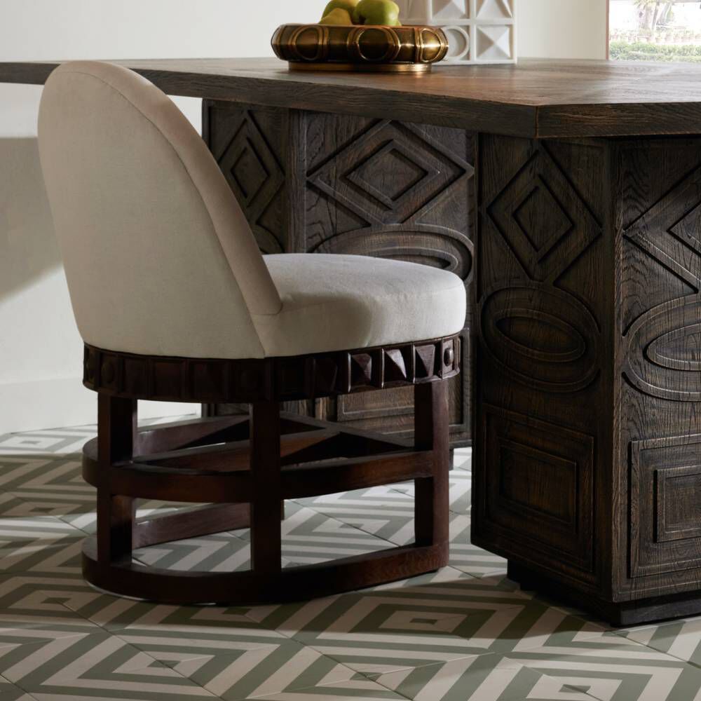 Vargueno White Chair