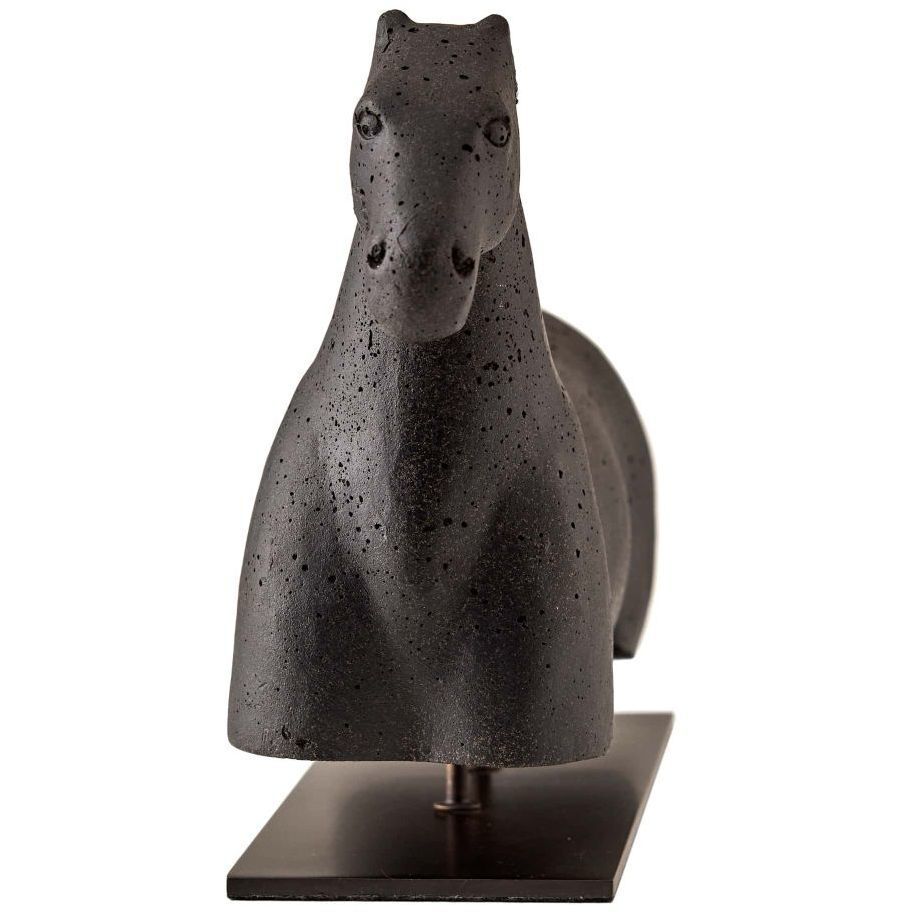 Vanderlinde Charcoal Sculpture